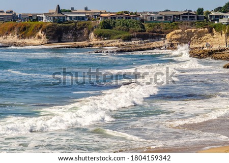 Scenic ocean view with waves in Santa Cruz