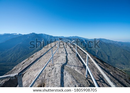 hiking the moro rock trail in sequoia national park in the usa