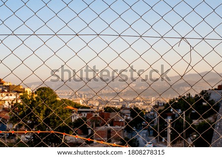 wire mesh in the city