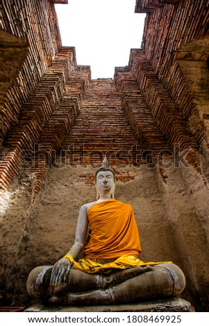 Background of old Buddha statues at Nakorn Luang castle Ayutthaya of Thailand, has beautiful sculptures and is worth preserving for future generations to study its history.