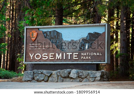 Yosemite Entrance National Park Service Sign