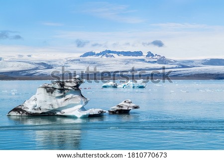 Beautiful cold landscape picture of icelandic glacier lagoon bay. Selective focus