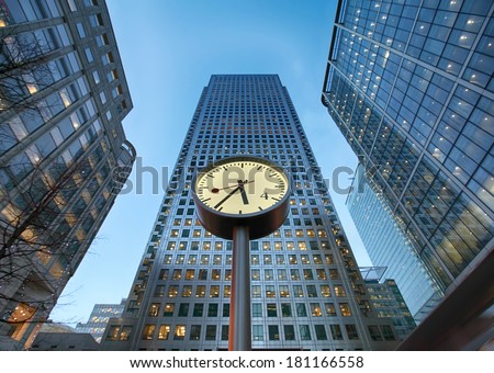 famous clock at Reuters Plaza 