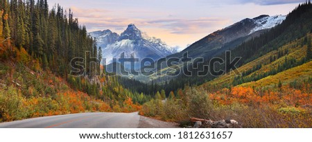 Panoramic view of Canadian rocky mountains in autumn time Royalty-Free Stock Photo #1812631657
