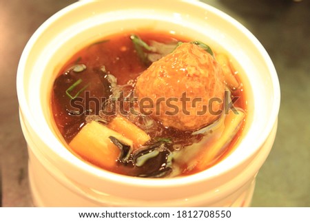 Chinese dish: stewed lion head in clear water