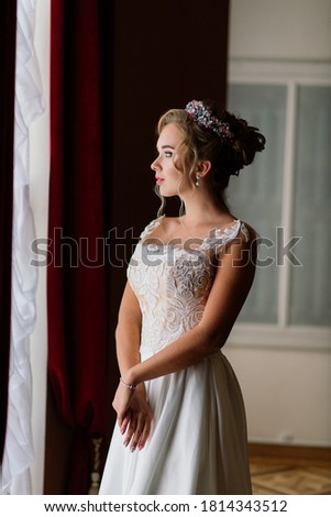 Bride in a luxury vintage retro hotel
