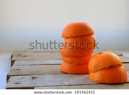 Oranges on pile Royalty-Free Stock Photo #181462421