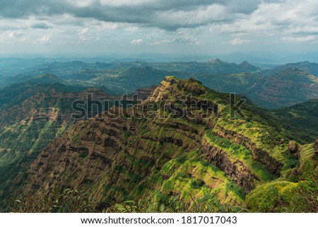 The Panoramic view from Arthur's Seat point at Mahabaleshwar, India