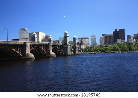 Longfellow Bridge in Boston