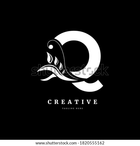 Initial letter Q with leaf logo vector concept element. letter Q monogram, with organic leaf fit for company and business
