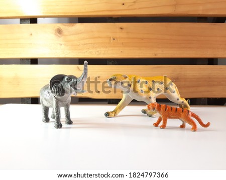 group of jungle animal plastic toys
