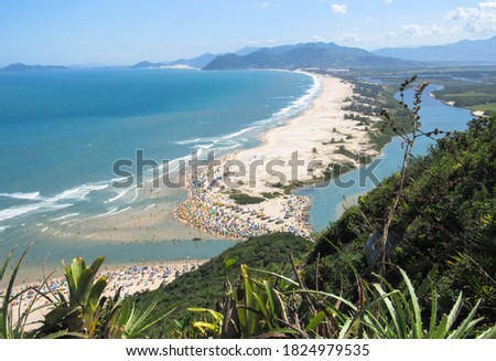 
photos of beautiful Guarda do Embaú beach in Brazil