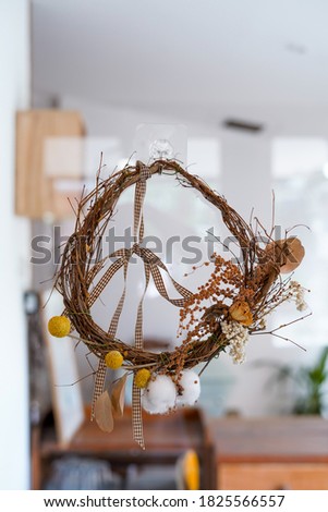 A flower crown made from weaving wood.