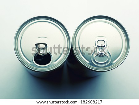 Aluminum cans closeup picture