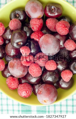image of soft fruit straberries and grapes