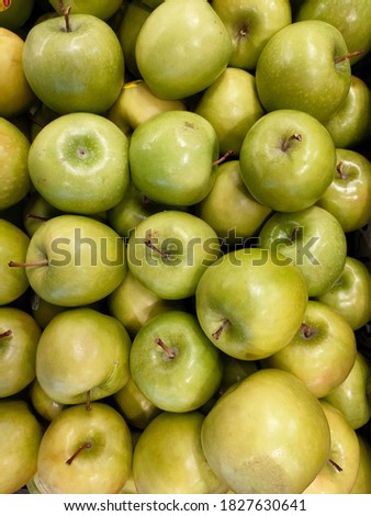 Pile of fresh green apple