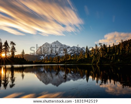 Beautiful Picture Lake and Mt Shuksan at sunrise