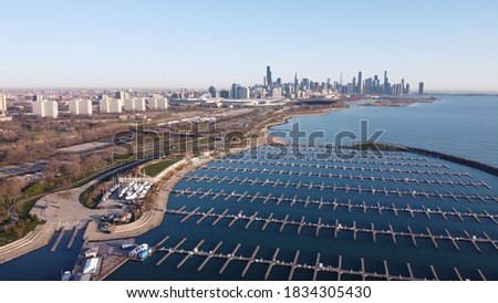 Below are pics of the Chicago cityscape.