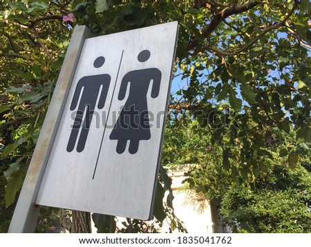 Toilet man and women sign