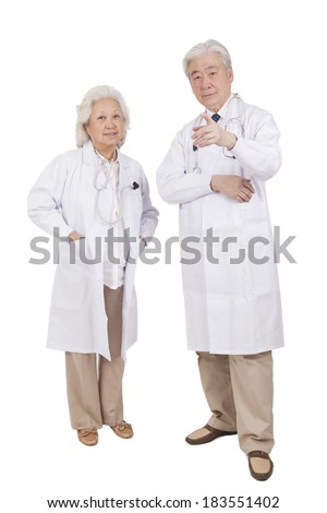 	Portrait of two senior doctors	