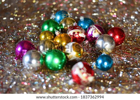 the balls shine for Christmas