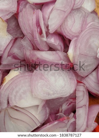 Close up of sliced onion, natural cooking ingredients