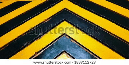 black yellow line on the road