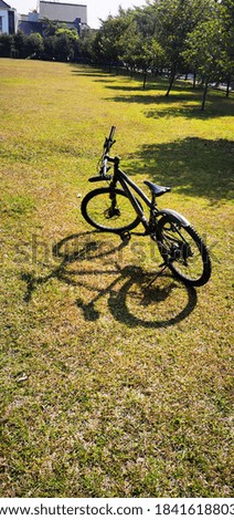 Bicycle with harsh light photography 