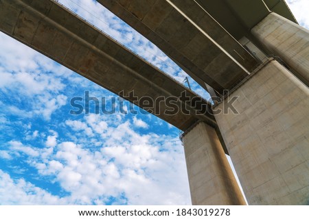 Partial details of Shanghai Suzhou Nantong Yangtze River Bridge in China