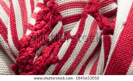 Red and white thick knit baby blanket