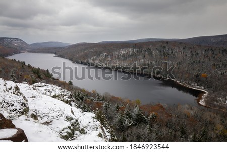 Lake of the Clouds in snow and winter at Porcupine Mountains Wilderness State Park in Michigan