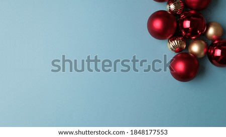 christmas ornaments with colored backgrounds
