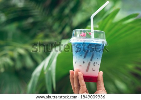 Soft drink in plastic cups with Ice cool.