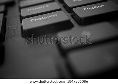 important tag on the delete keyboard