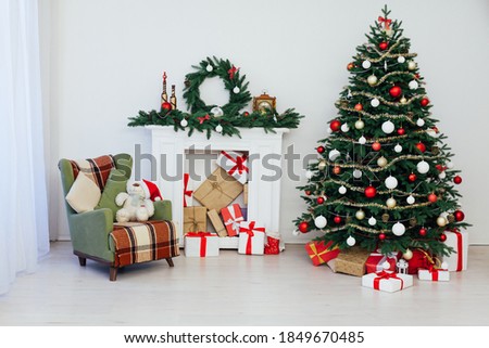 New Year's Eve Christmas Tree With Gifts