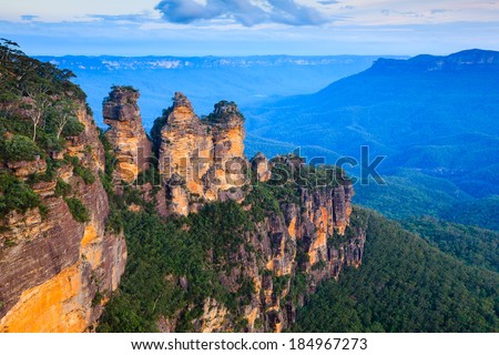 The Three Sisters From Echo Point, Blue Mountains National Park, NSW, Australia Royalty-Free Stock Photo #184967273