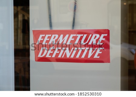 shop fermeture definitive french text means panel sign written final closure store
