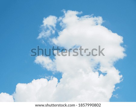 Blue sky and white clouds photos.