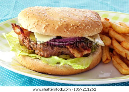 burger with beef and red onions