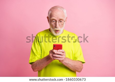 Portrait of impressed person confused staring new unsubscribe lime outfit isolated on pink color background Royalty-Free Stock Photo #1860330673