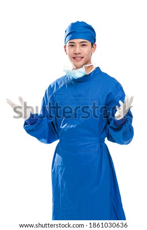 Wear a gown of male doctors