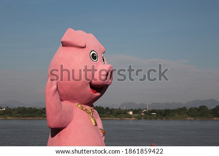 
Pig statue on the Mekong River