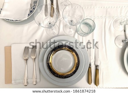 table setting sorting by etiquette