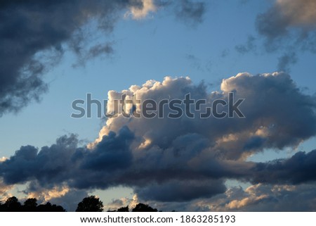 view of a striking cloud formation