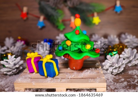How to make a Plasticine christmas tree. DIY Plasticine Christmas tree. Children's art project. DIY concept. Step-by-step photo instructions. Step 5