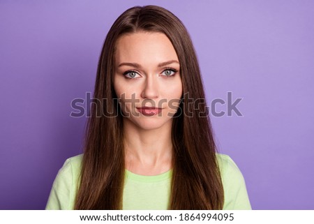 Photo portrait of sly girl isolated on vivid purple colored background