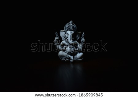 Photo of load Ganesh statue captured at night beautifully. Royalty-Free Stock Photo #1865909845