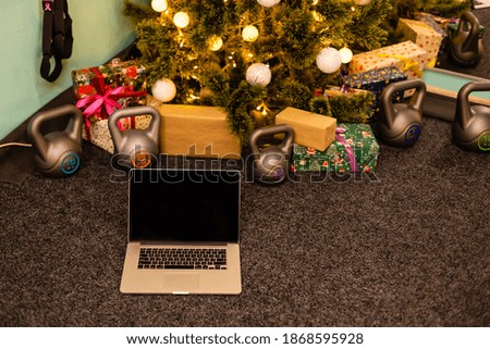 laptop in the gym for christmas