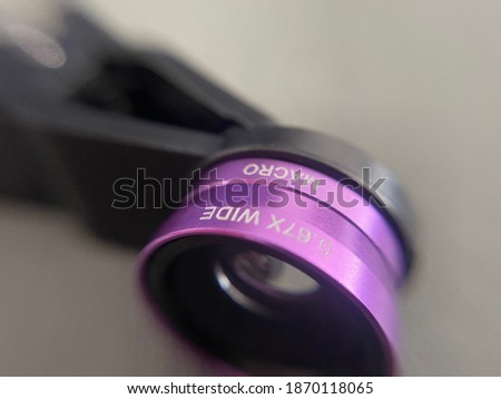 Universal mobile phone macro lens