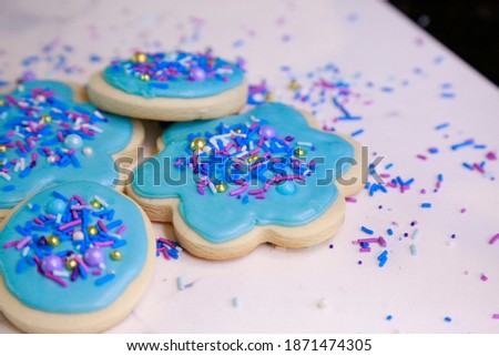 Blue and purple sprinkle sugar cookies